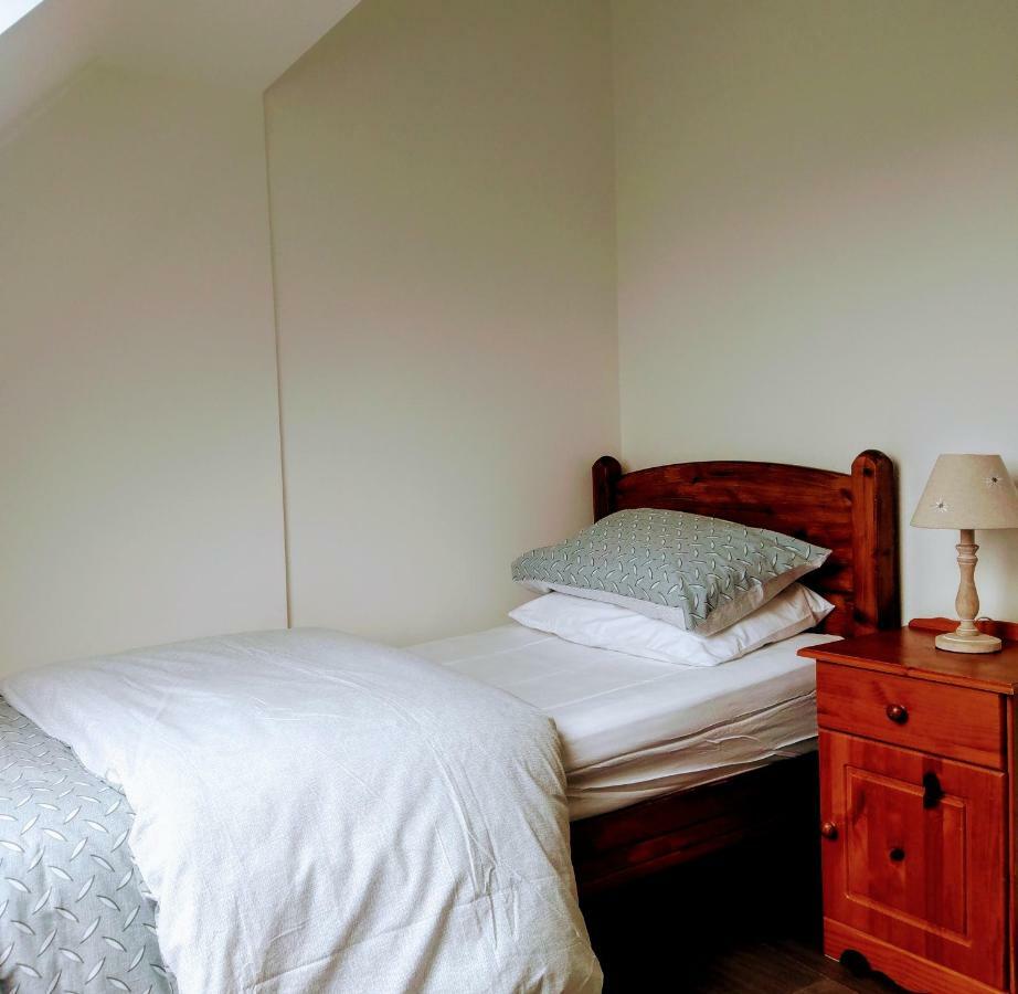 The Hollies Apartamento Adare Exterior foto